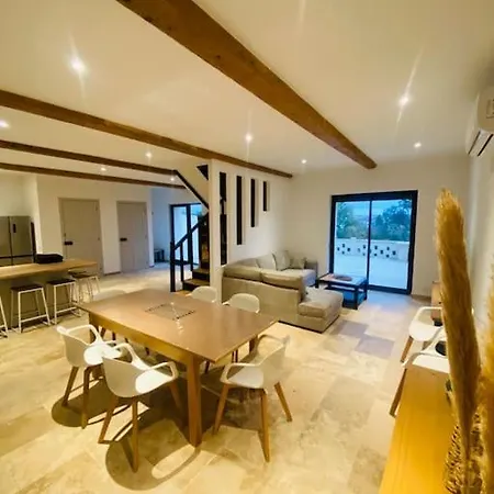 Magnifique Maison 9 Personnes à Hébergement de vacances Valence (Drome)