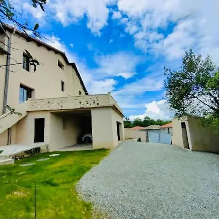 Hébergement de vacances Magnifique Maison 9 Personnes à